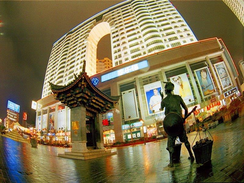 南坪步行街 http://m.028cx.com/